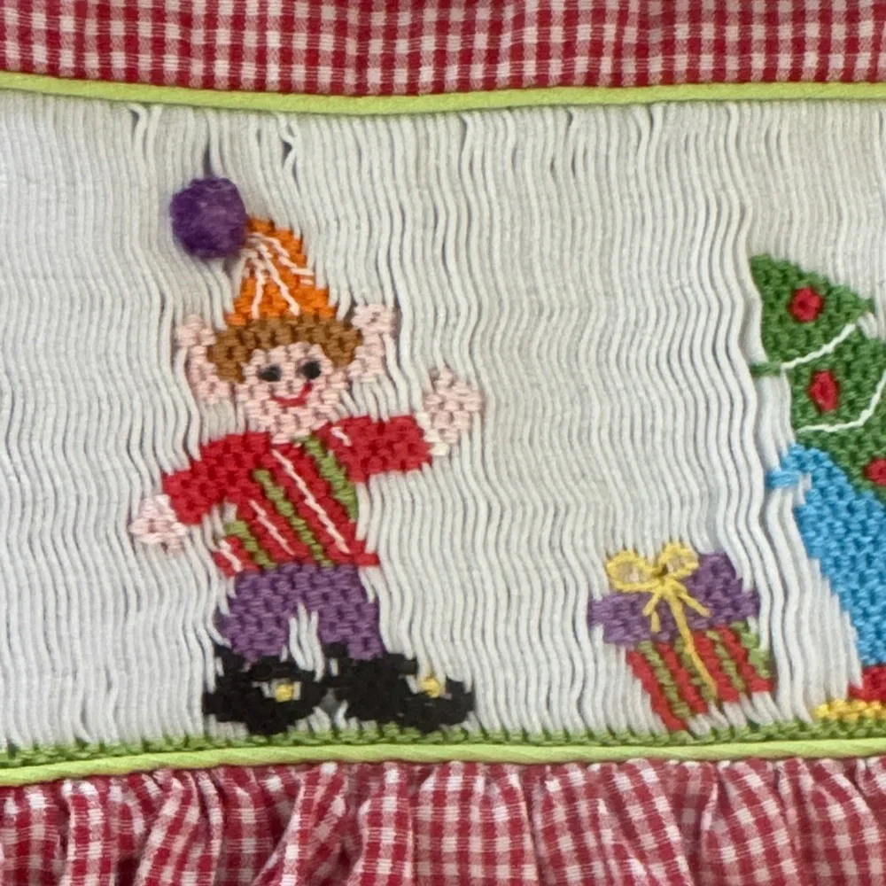 Anavini Red Gingham Smocked Embroidered Elf With Toys Dress New And Never Worn - Picture 7 of 15